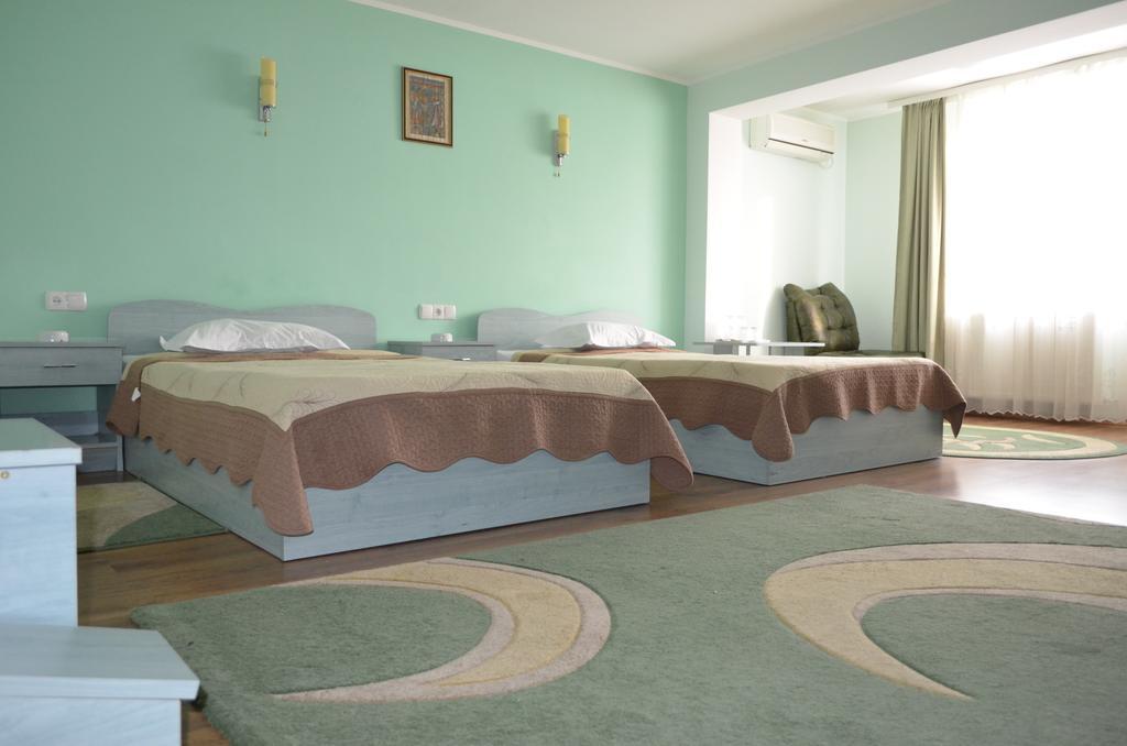 Casa Alba Otel Râmnicu Vâlcea Dış mekan fotoğraf