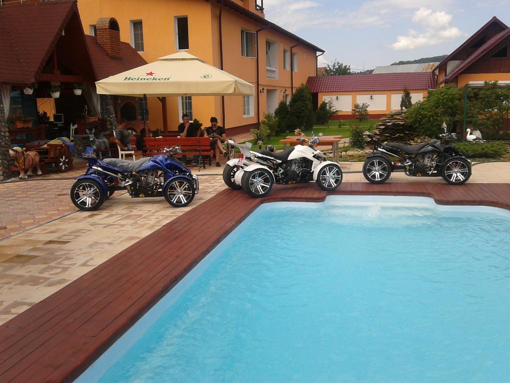 Casa Alba Otel Râmnicu Vâlcea Dış mekan fotoğraf